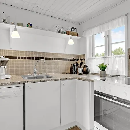 Holiday home Gorgeous In Fano With Kitchen Sonderho