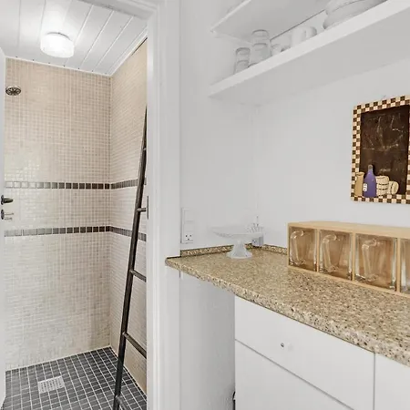 Holiday home Gorgeous In Fano With Kitchen *